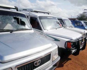 திசையன்விளையில் பரபரப்பு பழைய கார் விற்பனையாளரை