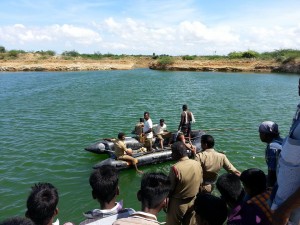பரப்பாடியில் கல்குவாரி